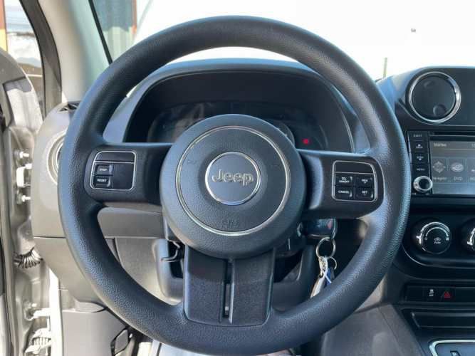 JEEP COMPASS SPORT 4X2 AT 2.4 2016