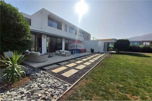 5 dormitorios escritorio taller las brisas