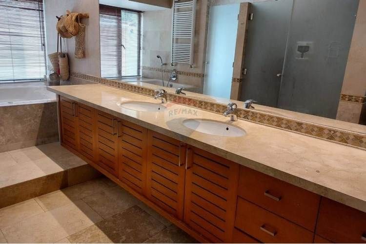 Las brisas 8 dormitorios impresionante quincho