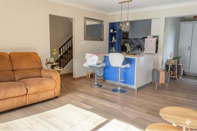 Moderna casa 4d, quincho 2º piso. h.magallanes