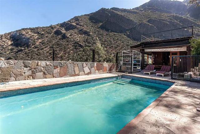 CASA Camino del Cajón / Camino Huallalolén