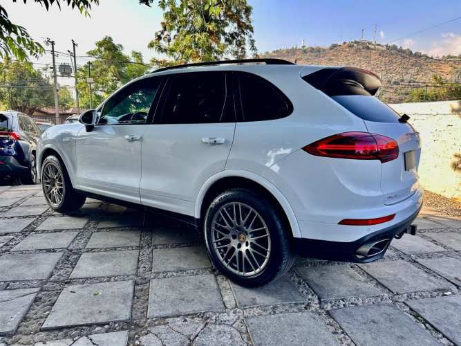 PORSCHE CAYENNE 3.6 PLATINUM EDITION  2018