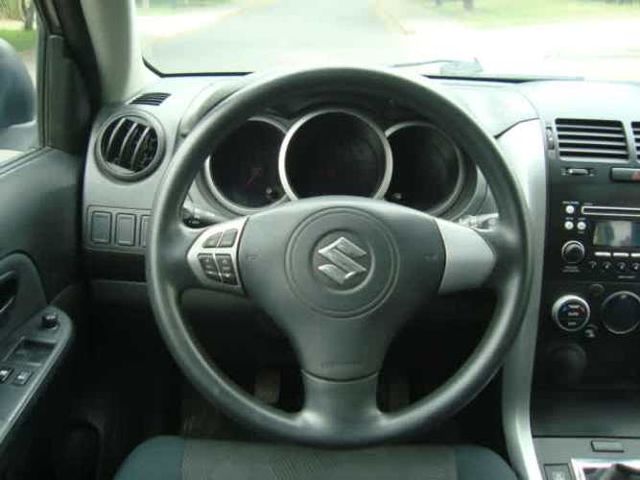 SUZUKI GRAND VITARA GLX 4WD AÑO 2016 UNICO DUEÑO