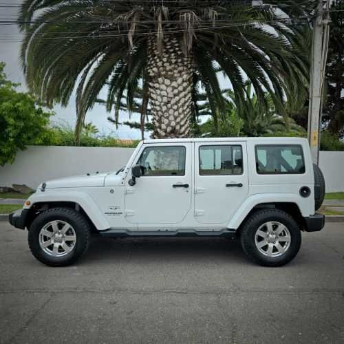 JEEP WRANGLER UNLIMITED SAHARA 4X4 3.6 AUT 2017