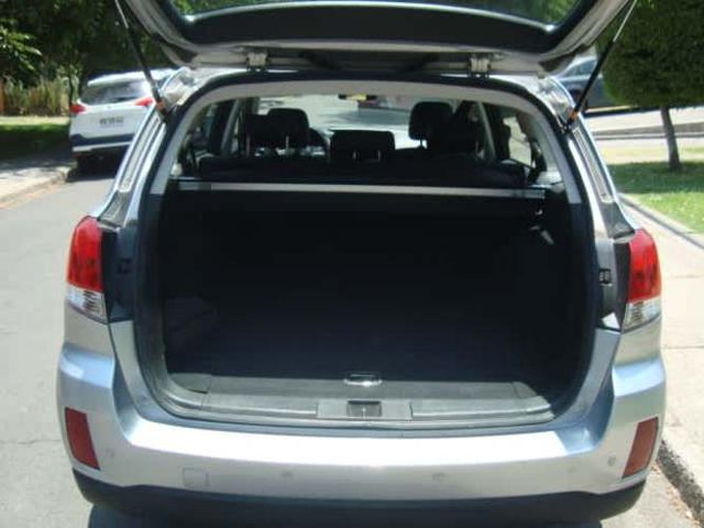 SUBARU OUTBACK AWD 3.6R AÑO 2012 FULL EQUIPO