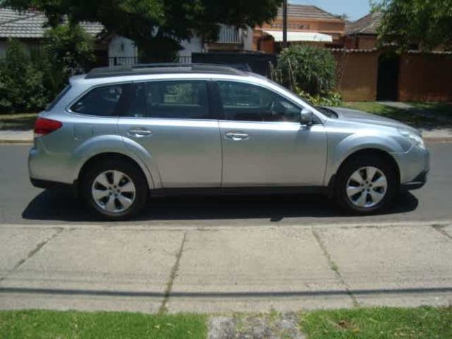 SUBARU OUTBACK AWD 3.6R AÑO 2012 FULL EQUIPO