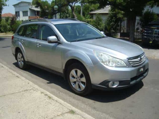 SUBARU OUTBACK AWD 3.6R AÑO 2012 FULL EQUIPO