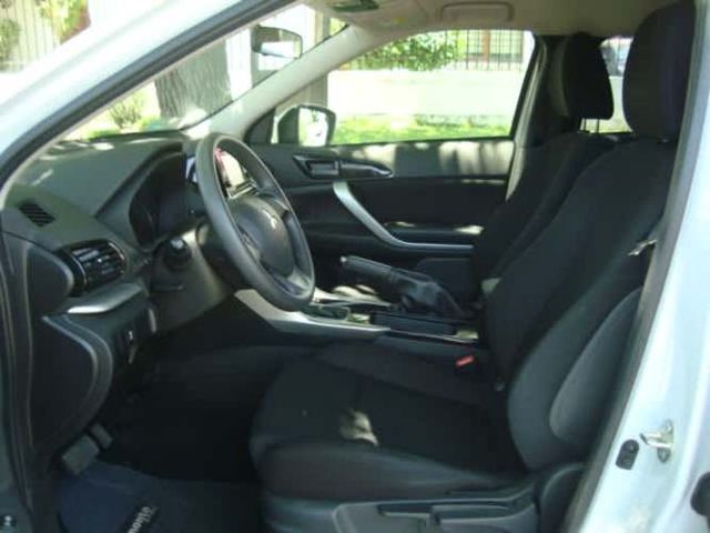 MITSUBISHI ECLIPSE CROSS RX AÑO 2022 FULL EQUIPO