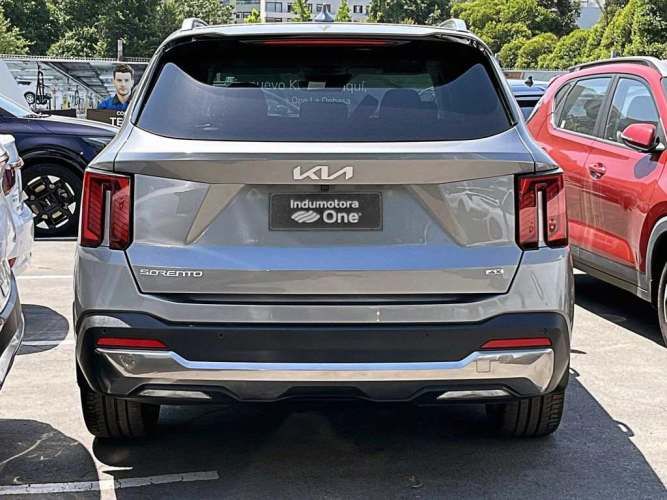 KIA SORENTO 2025
