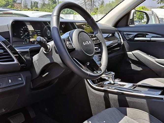 KIA SELTOS 2025