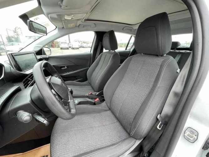PEUGEOT 208 2023