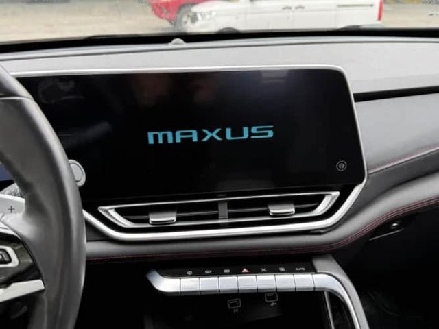MAXUS T90 2024