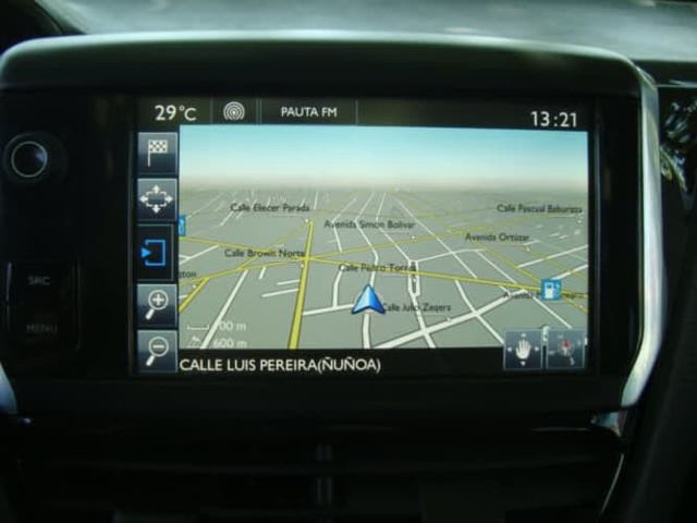 PEUGEOT 2008 AUT AÑO 2016 FULL EQUIPO