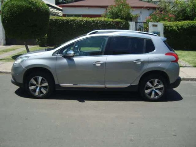 PEUGEOT 2008 AUT AÑO 2016 FULL EQUIPO