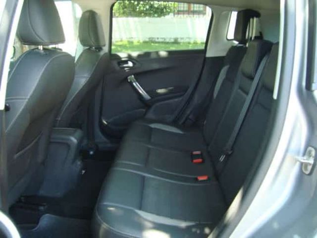 PEUGEOT 2008 AUT AÑO 2016 FULL EQUIPO