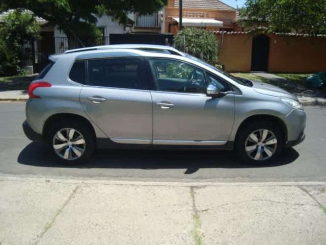 PEUGEOT 2008 AUT AÑO 2016 FULL EQUIPO