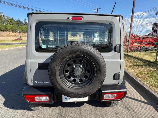 SUZUKI JIMNY 2022