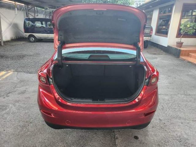 Mazda 3 sedan 2.0 full equipo, recibo vehiculos