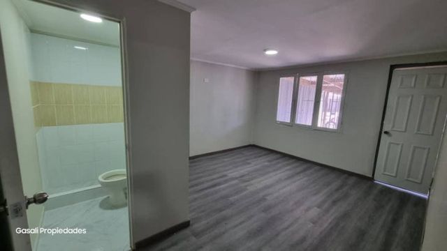 ¡CASA AMPLIADA Y REMODELADA EN AV NONATO COO!