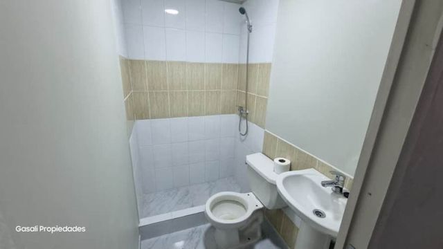 ¡CASA AMPLIADA Y REMODELADA EN AV NONATO COO!