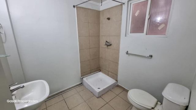 ¡CASA AMPLIADA Y REMODELADA EN AV NONATO COO!