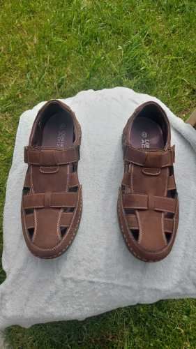 SANDALIAS DE CUERO NUEVAS, MARCAS LONDON