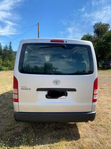 Furgon Toyota hiace