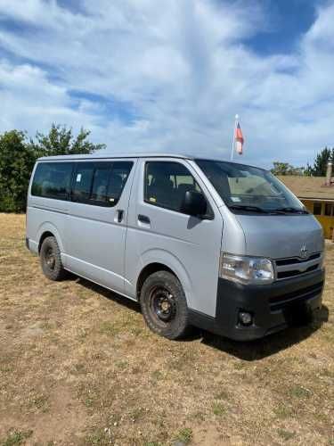 Furgon Toyota hiace