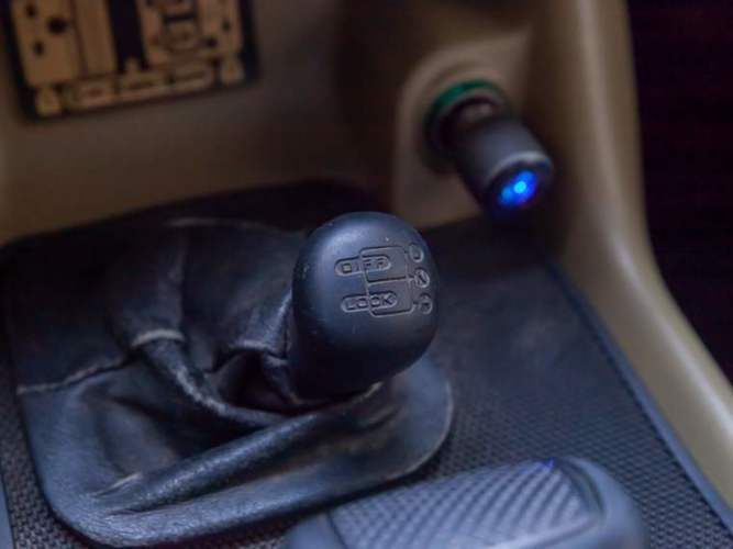 Land Rover Discovery 3.9 V8 1999