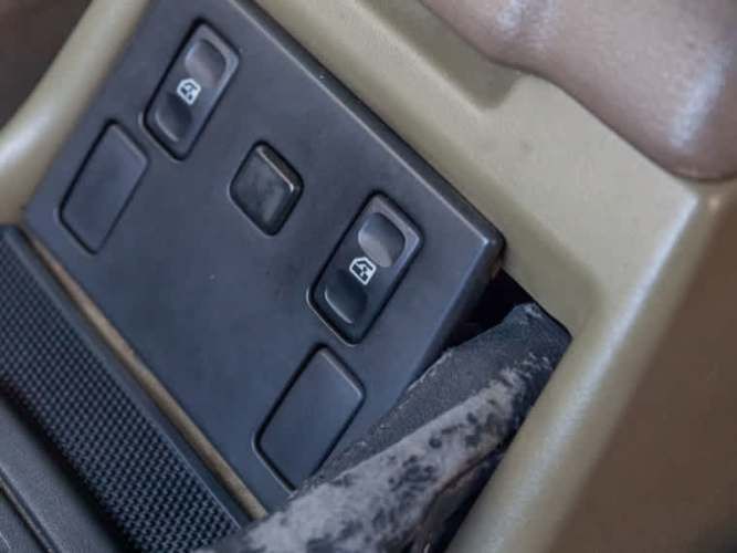 Land Rover Discovery 3.9 V8 1999