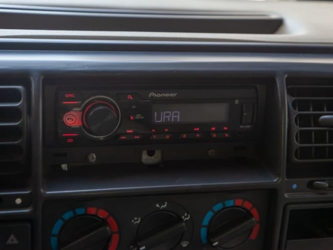 Land Rover Discovery 3.9 V8 1999