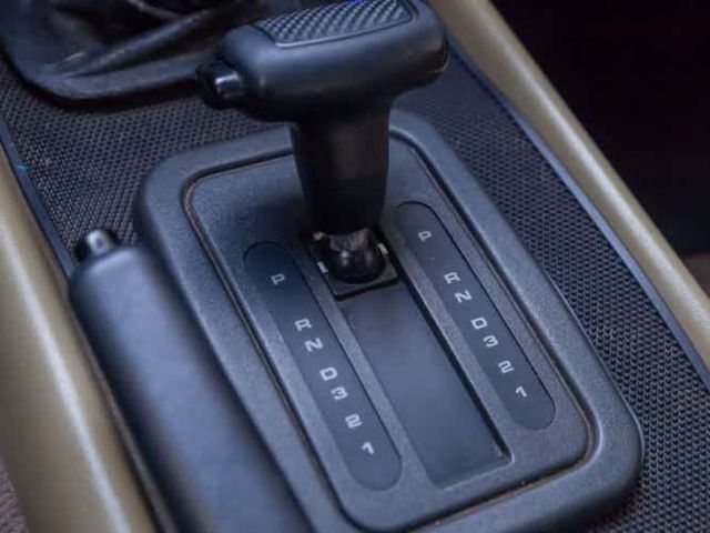 Land Rover Discovery 3.9 V8 1999