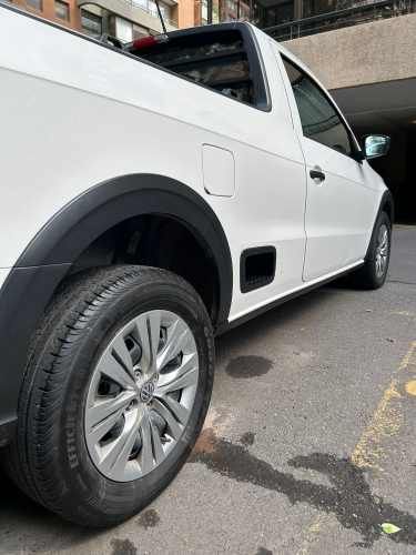Camioneta Saveiro 2023 Exelente estado