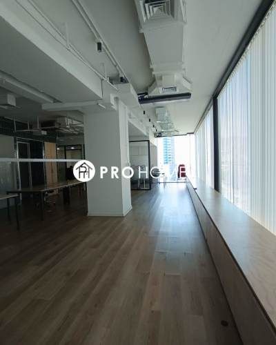 OFICINA CORPORATIVA 134M² | EDIFICIO BALMACEDA | 100% AMOBLADA Y CLIMATIZADA