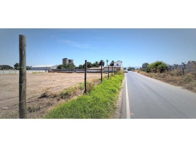 Arriendo de sitio de 3.000 m2, en San Pedro, Quillota.
