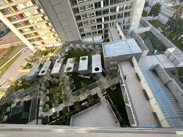 SE ARRIENDA DEPTO. NUEVO DE 2D1B A PASOS DE METRO CARLOS VALDOVINOS