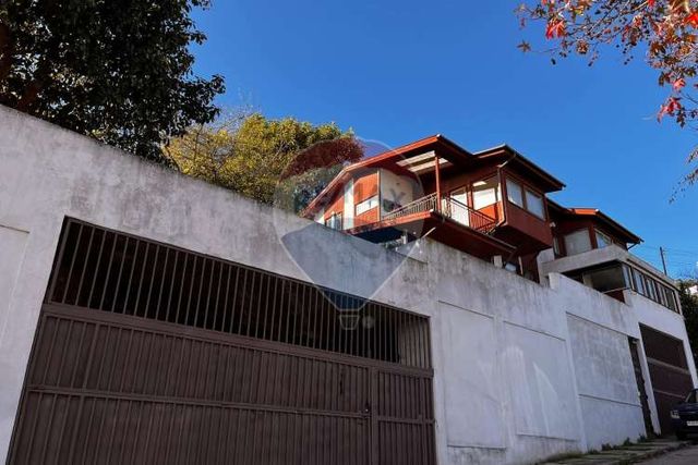 Casa en venta 5 dormitorios. miraflores