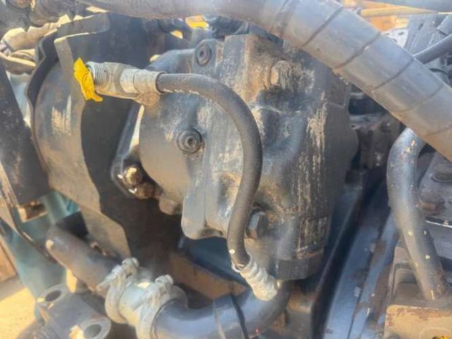 Komatsu D275AX-5 Transmisión impecable estado