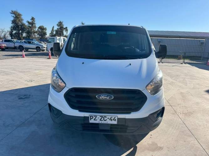FURGON Marca FORD Modelo TRANSINT CUSTON 2.2 Año 2021
