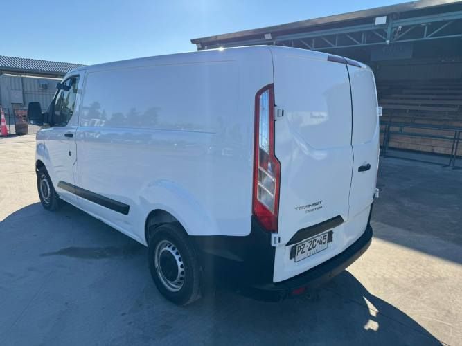 FURGON Marca FORD Modelo TRANSIT CUSTOM 2.2 Año 2021
