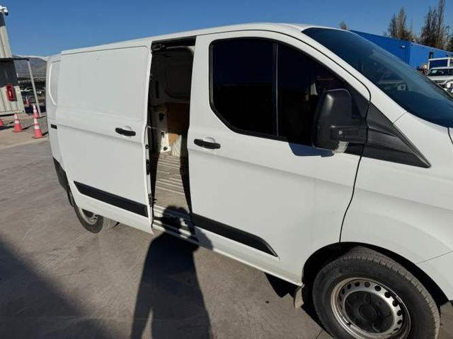 FURGON Marca FORD Modelo TRANSIT CUSTOM 2.2 Año 2021