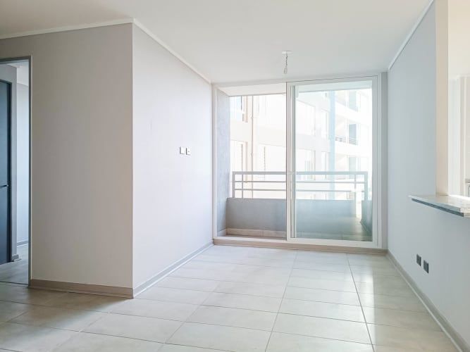 Av. Fermín Vivaceta  [2465-4]