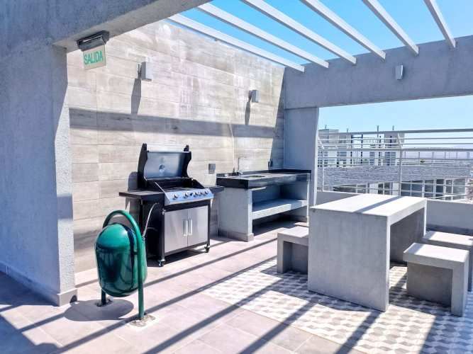 Av. Fermín Vivaceta  [2465-4]