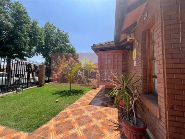 CASA ALICAHUE, ENRIQUE OLIVARES