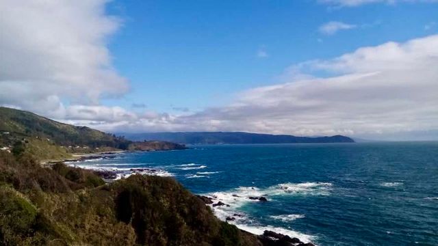 CASA, TERRENO Y GALPON FRENTE AL MAR, NIEBLA