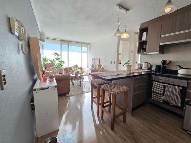 OPORTUNIDAD CON ESTACIONAMIENTO Y BODEGA