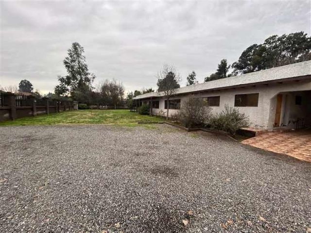 PARCELA Ex presidente Gabriel gonzalez videla con ruta 5