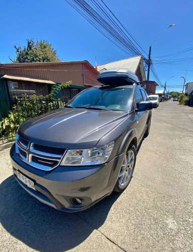 Dodge Journey  R/T - Tope de gama, SUV familiar 7 asientos - Excelente estado