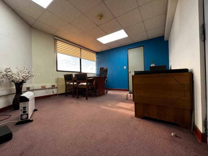 SE VENDE CONSULTA MEDICA EN EDIFICIO DINAMARCA