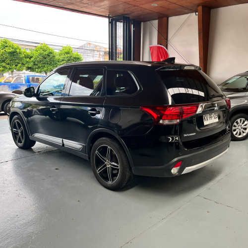 Mitsubishi Outlander 2.0 2019